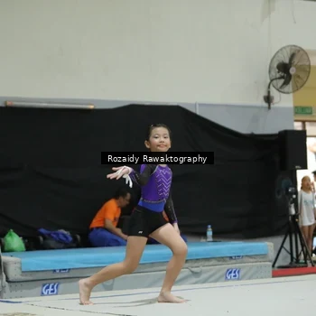 Runner Photo 7615042