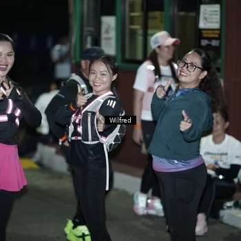Runner Photo 7615284