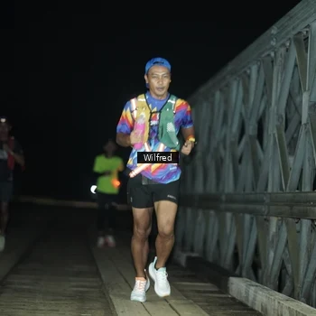 Runner Photo 7615325