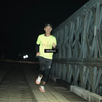 Runner Photo 7615329