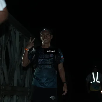 Runner Photo 7615342