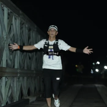 Runner Photo 7615401