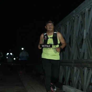Runner Photo 7615402