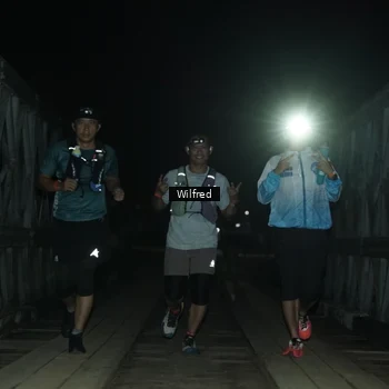 Runner Photo 7615408