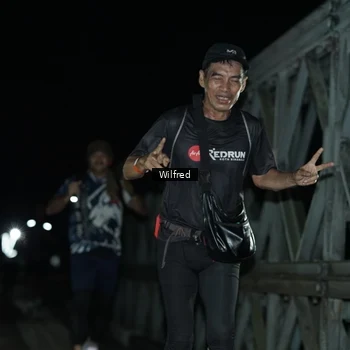 Runner Photo 7615440