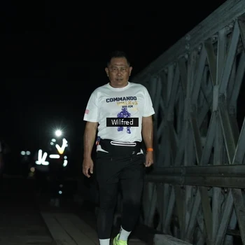 Runner Photo 7615452