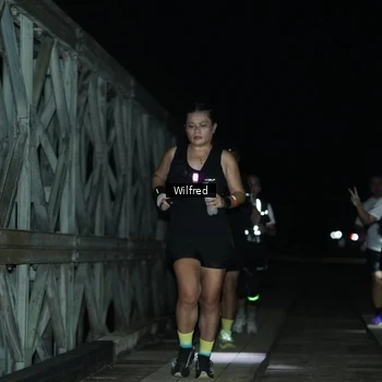 Runner Photo 7615477