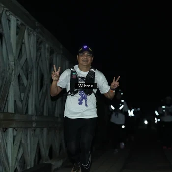 Runner Photo 7615491