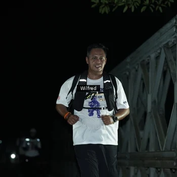 Runner Photo 7615493