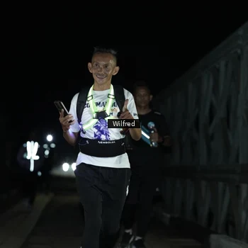 Runner Photo 7615531