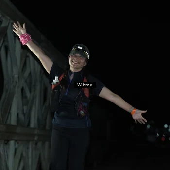 Runner Photo 7615573