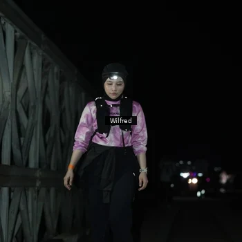 Runner Photo 7615658