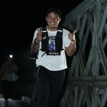 Runner Photo 7615671
