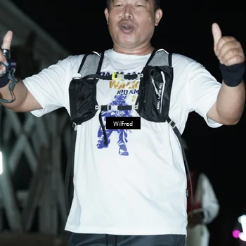 Runner Photo 7615687