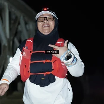 Runner Photo 7615690