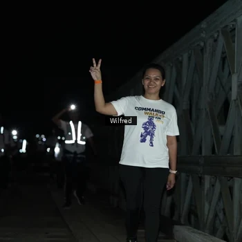 Runner Photo 7615707