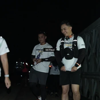 Runner Photo 7615715