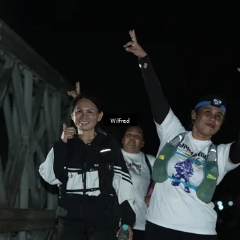 Runner Photo 7615744