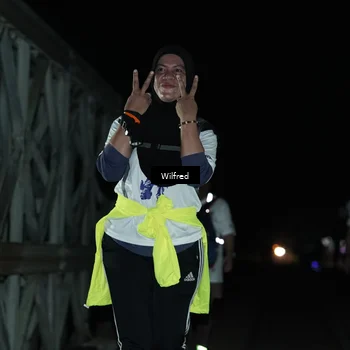 Runner Photo 7615827