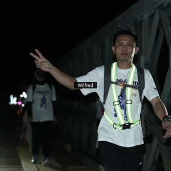 Runner Photo 7615891