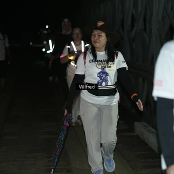 Runner Photo 7615899