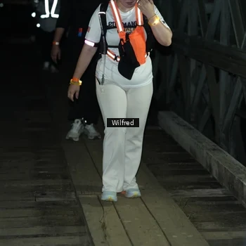 Runner Photo 7615904