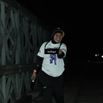 Runner Photo 7615915