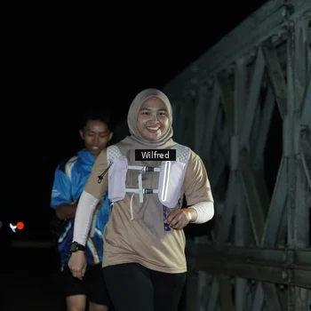 Runner Photo 7615928