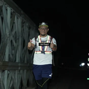 Runner Photo 7615946