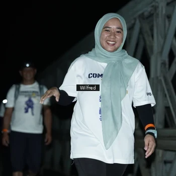 Runner Photo 7615986