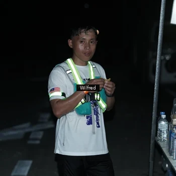 Runner Photo 7616064
