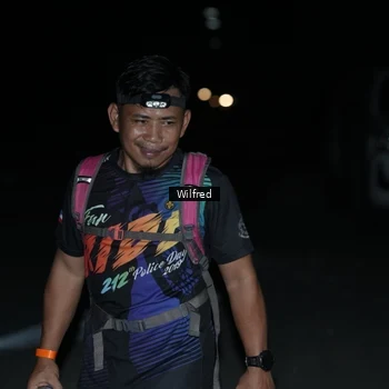 Runner Photo 7616073