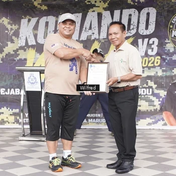 Runner Photo 7616237