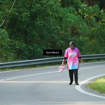 Runner Photo 7616873