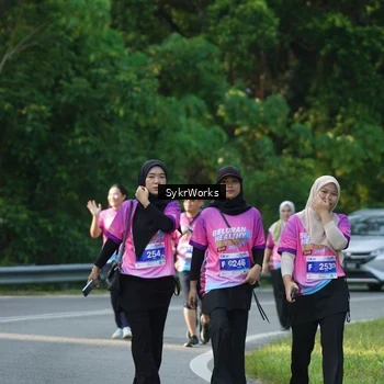 Runner Photo 7616947