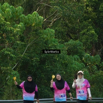 Runner Photo 7617002