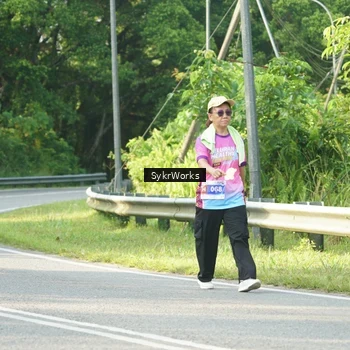 Runner Photo 7617020