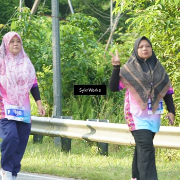 Runner Photo 7617044