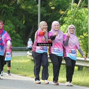Runner Photo 7617054