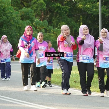 Runner Photo 7617057