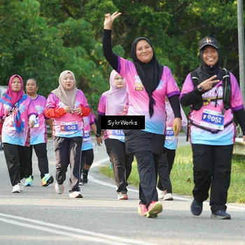 Runner Photo 7617064