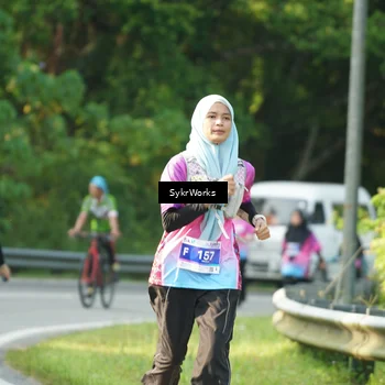 Runner Photo 7617105