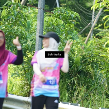 Runner Photo 7617126
