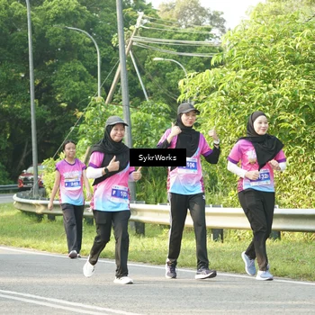 Runner Photo 7617138