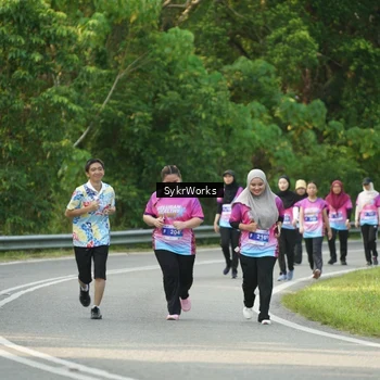 Runner Photo 7617150