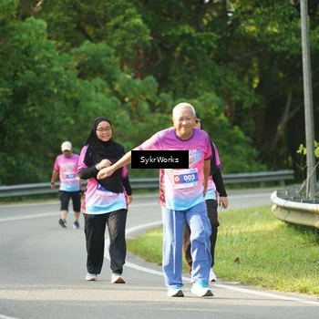 Runner Photo 7617156