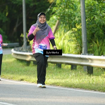 Runner Photo 7617159