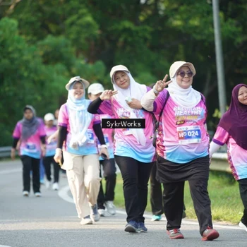 Runner Photo 7617182