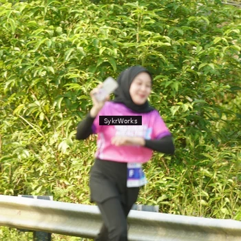 Runner Photo 7617212