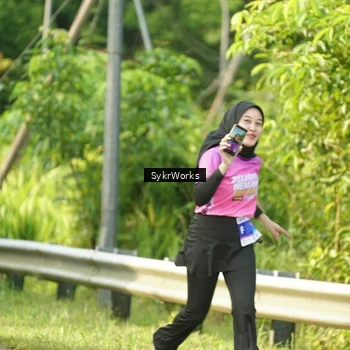 Runner Photo 7617213